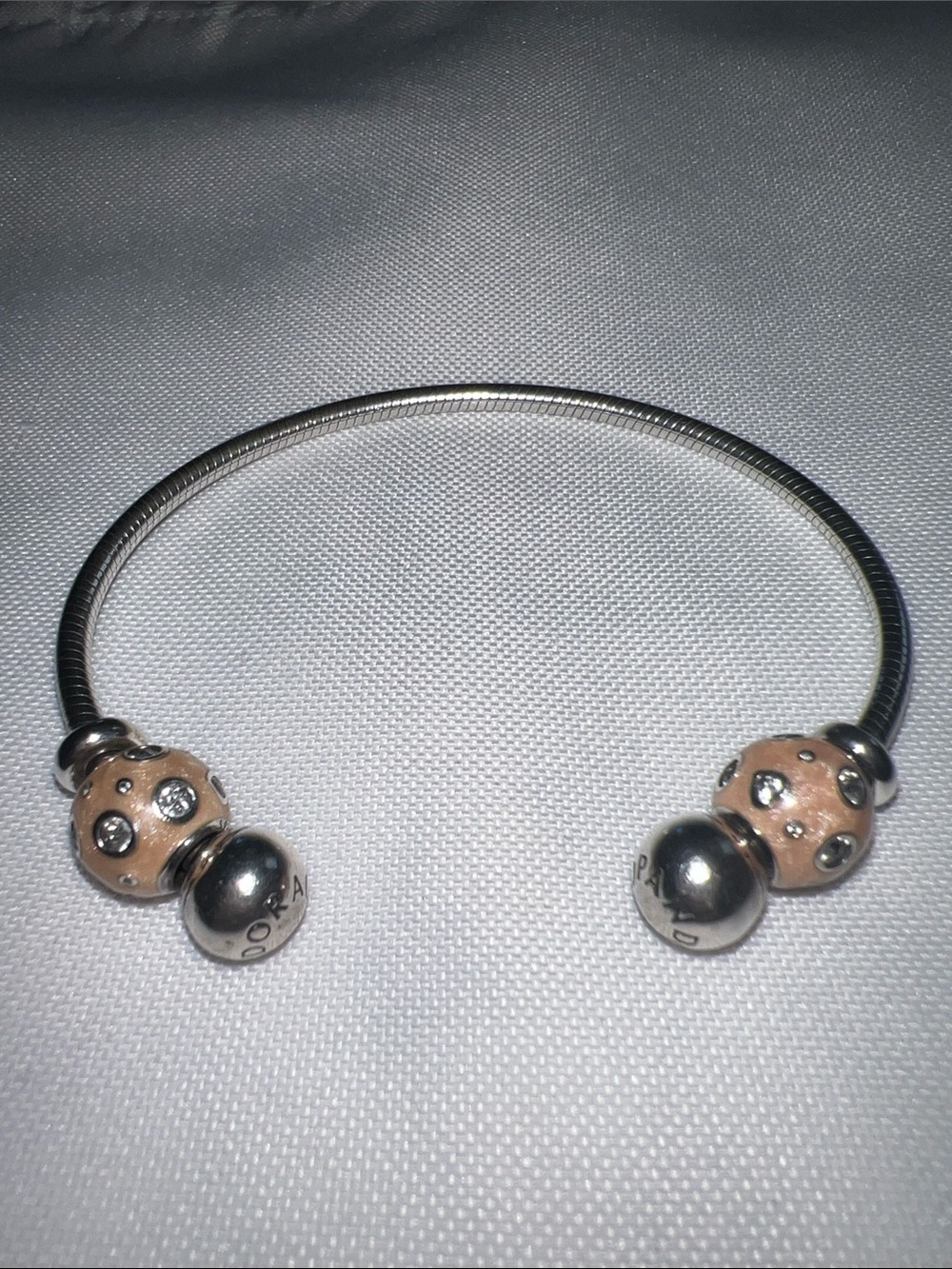 Pandora Silver Open Bangle with Peach-Pink Original Pandora Murano Beads